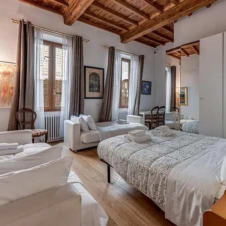 Your House At The Duomo Apartamento *